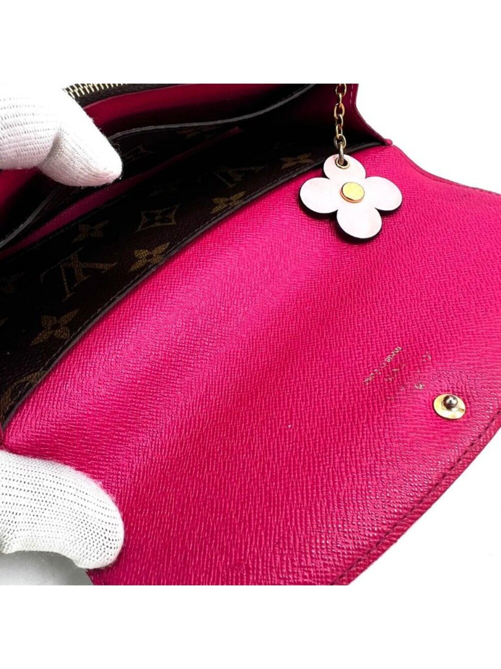 Louis Vuitton Monogram Portefeuille Emily Flower Charm Wallet - Picture 8 of 15